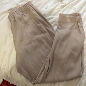 Aritzia babaton joggers